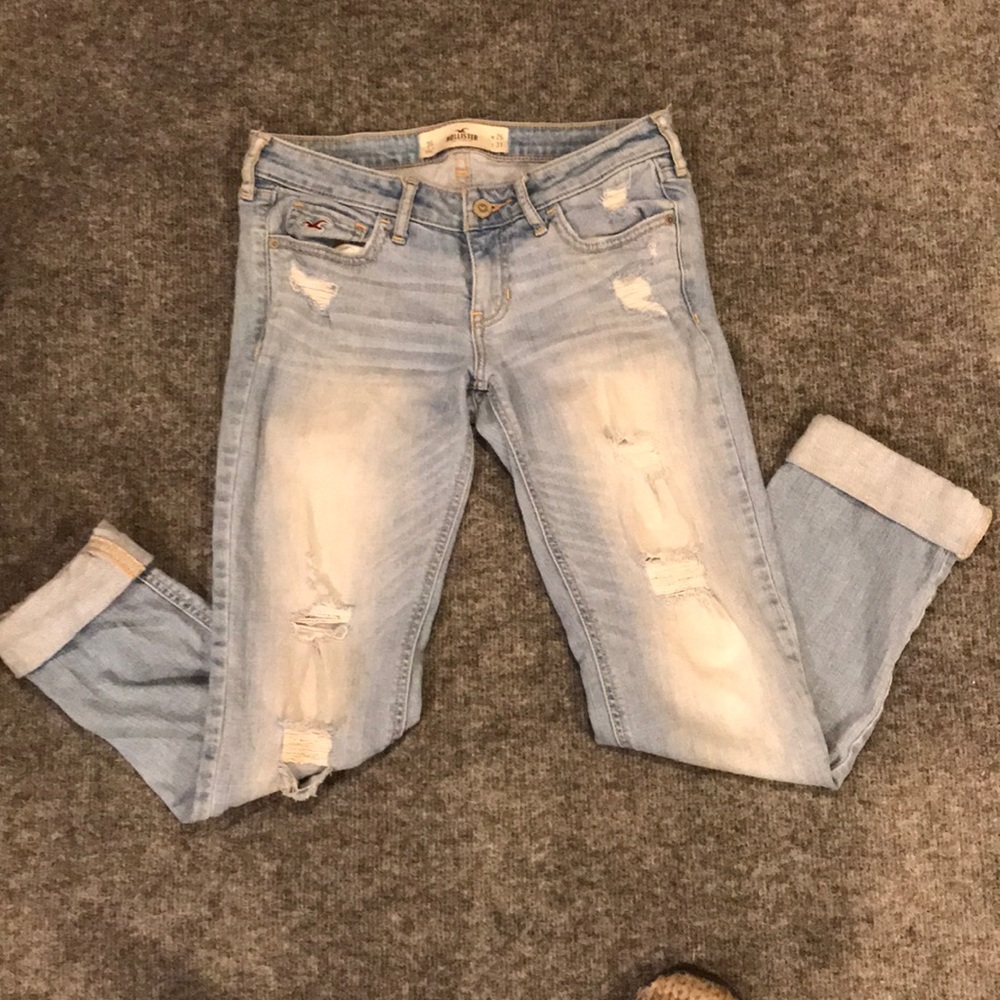 Women’s hollister distressed jeans size 3S